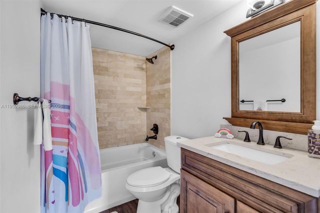 9091 SW 49th Street, Cooper City, FL 33328