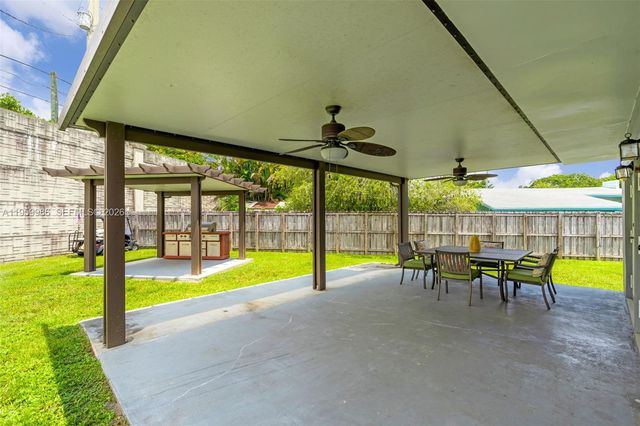 9091 SW 49th Street, Cooper City, FL 33328