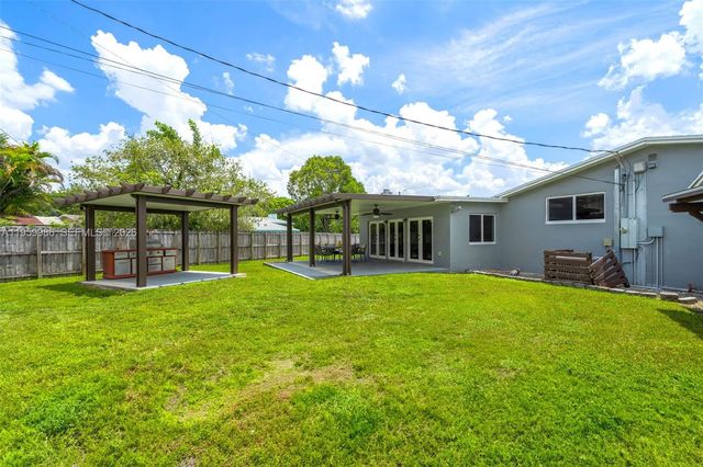 9091 SW 49th Street, Cooper City, FL 33328