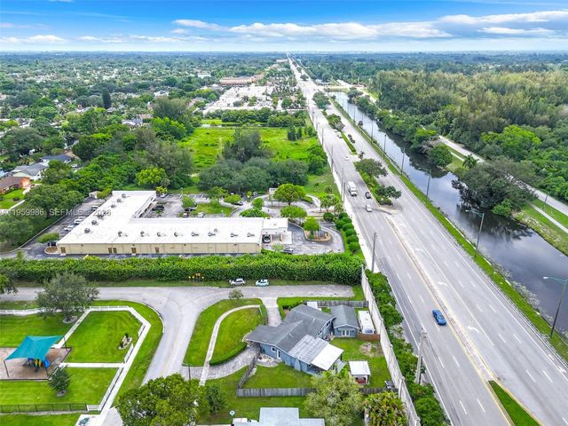 9091 SW 49th Street, Cooper City, FL 33328