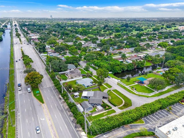 9091 SW 49th Street, Cooper City, FL 33328