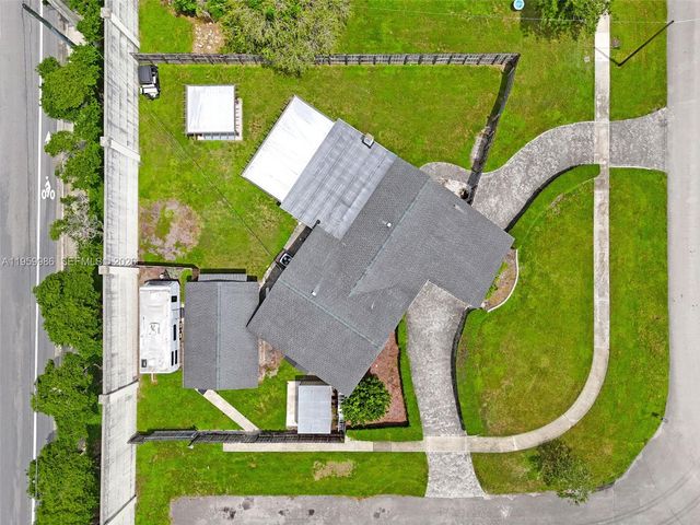 9091 SW 49th Street, Cooper City, FL 33328