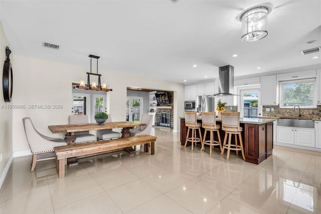 9091 SW 49th Street, Cooper City, FL 33328