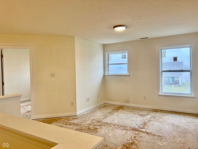 2323 N Liberty Lakes Drive, Greensburg, IN 47240