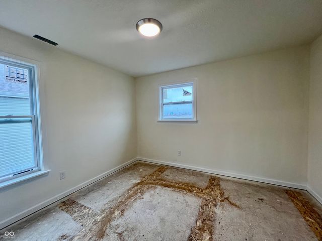 2323 N Liberty Lakes Drive, Greensburg, IN 47240