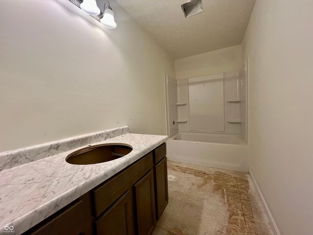 2323 N Liberty Lakes Drive, Greensburg, IN 47240