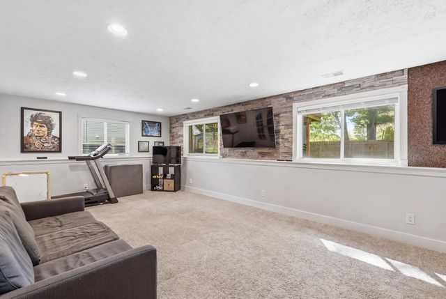 10899 Skylane Court, Allendale, MI 49401