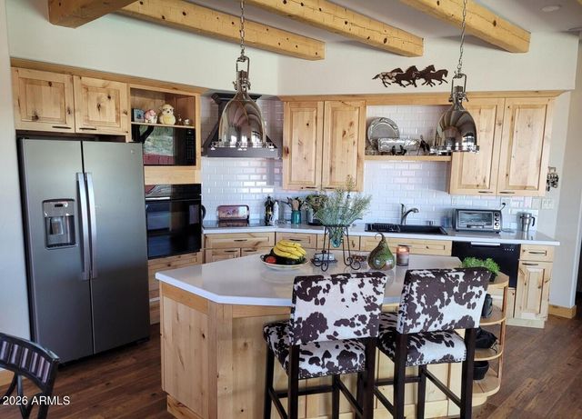 640 N ATCHISON Circle, Wickenburg, AZ 85390