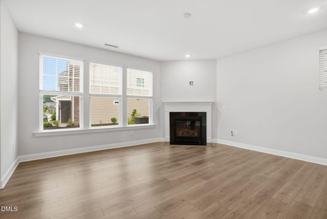 401 Ressler Street, Holly Springs, NC 27540