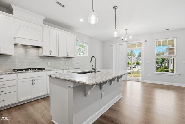 401 Ressler Street, Holly Springs, NC 27540