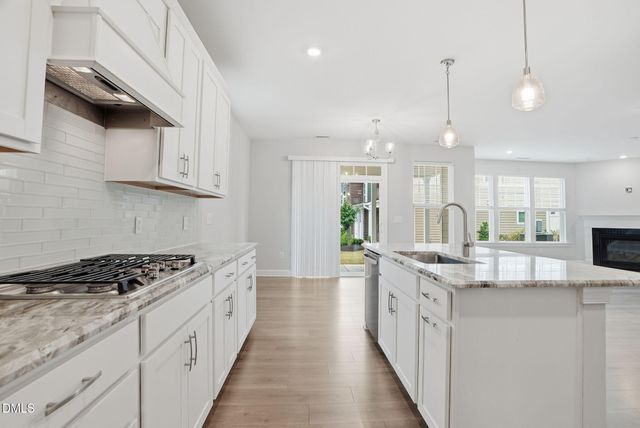 401 Ressler Street, Holly Springs, NC 27540