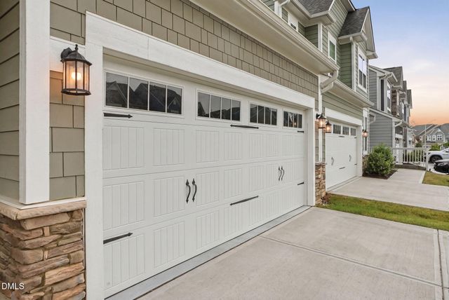 401 Ressler Street, Holly Springs, NC 27540