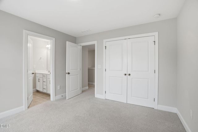 401 Ressler Street, Holly Springs, NC 27540
