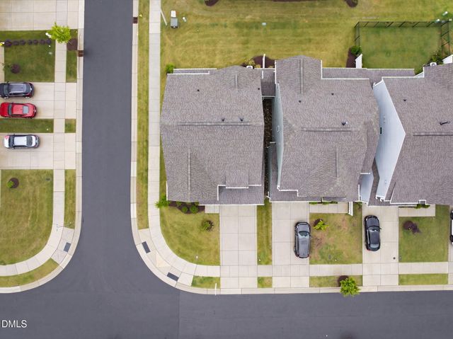 401 Ressler Street, Holly Springs, NC 27540