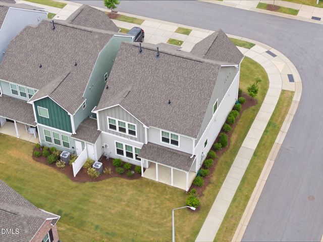 401 Ressler Street, Holly Springs, NC 27540