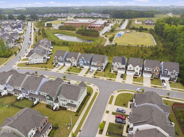 401 Ressler Street, Holly Springs, NC 27540