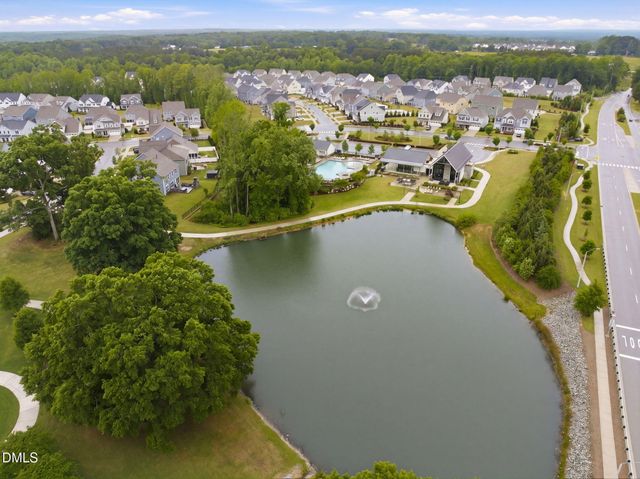 401 Ressler Street, Holly Springs, NC 27540