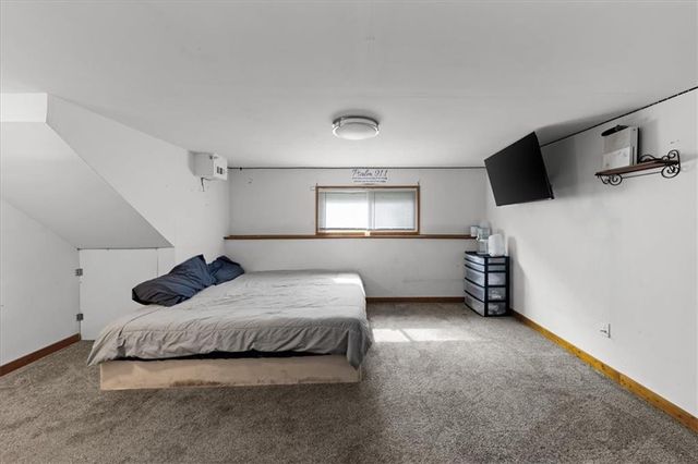 1613 Oak Street, Oak Grove, MO 64075