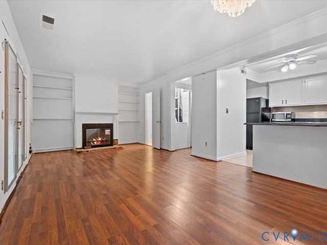 12 Skipwith Green Cir, Henrico, VA 23294