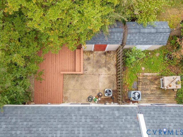 12 Skipwith Green Cir, Henrico, VA 23294