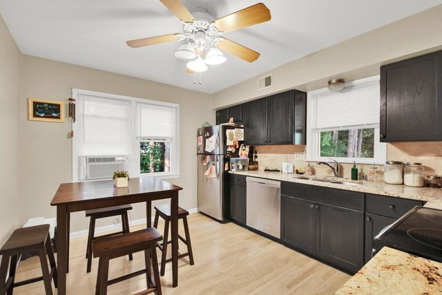 1007 N 124th STREET, Elm Grove, WI 53122