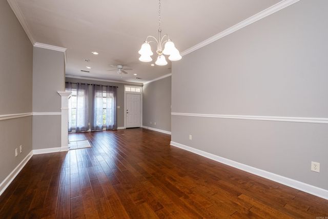 73 Reservoir Heights Drive, Little Rock, AR 72227