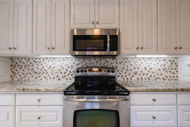 73 Reservoir Heights Drive, Little Rock, AR 72227