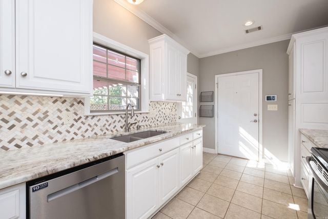 73 Reservoir Heights Drive, Little Rock, AR 72227