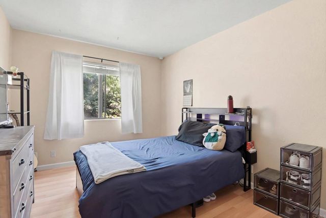 1988 Arnold Way, Alpine, CA 91901