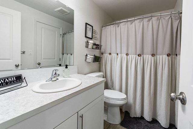 3234 NW 9th Lane, Redmond, OR 97756