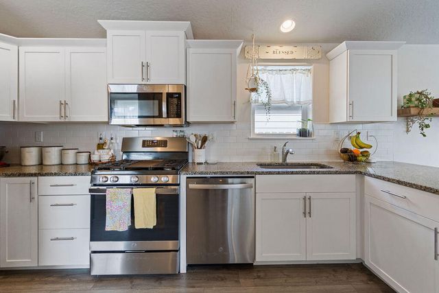 3234 NW 9th Lane, Redmond, OR 97756