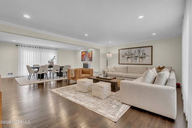 1 Ciafardini Court, Marlboro, NJ 07746