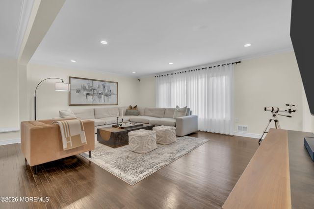 1 Ciafardini Court, Marlboro, NJ 07746