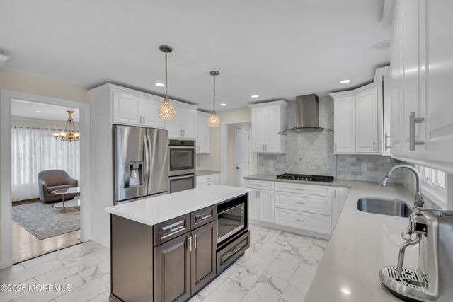 1 Ciafardini Court, Marlboro, NJ 07746