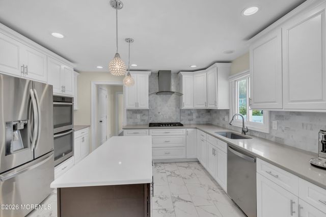 1 Ciafardini Court, Marlboro, NJ 07746