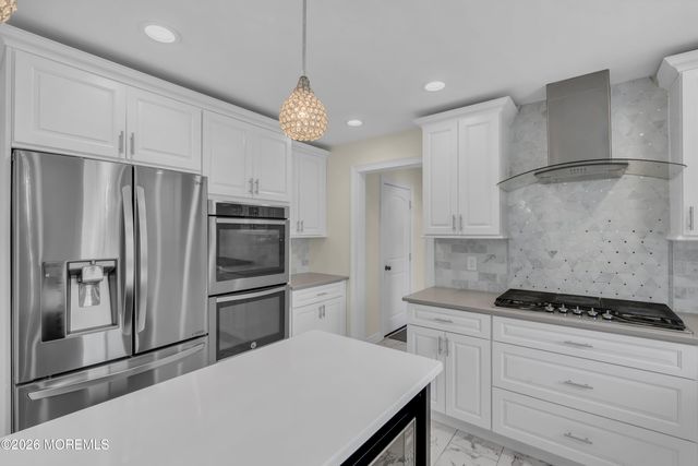 1 Ciafardini Court, Marlboro, NJ 07746