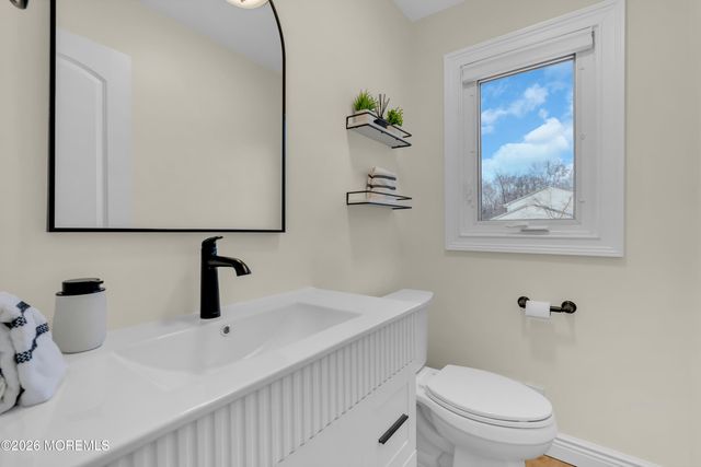 1 Ciafardini Court, Marlboro, NJ 07746