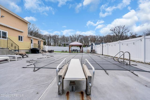 1 Ciafardini Court, Marlboro, NJ 07746