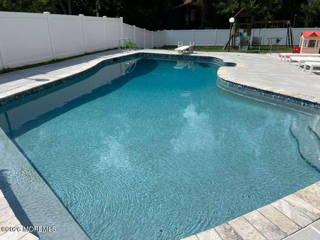 1 Ciafardini Court, Marlboro, NJ 07746