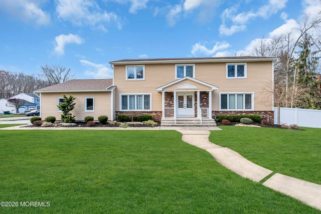 1 Ciafardini Court, Marlboro, NJ 07746