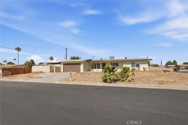 6638 Park, Rialto, CA 92376
