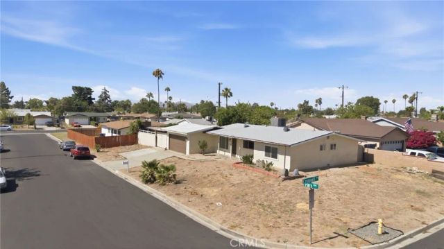 6638 Park, Rialto, CA 92376
