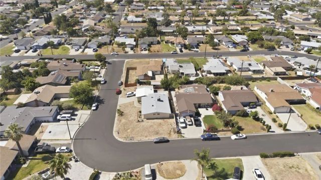 6638 Park, Rialto, CA 92376