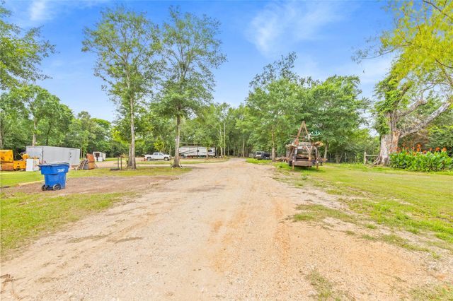 620 Fm 223 Road, Shepherd, TX 77371