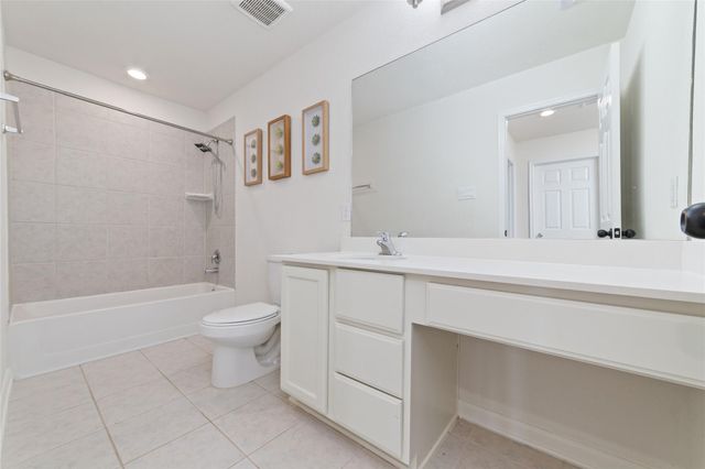 3508 Saxton Green Road, Pearland, TX 77584
