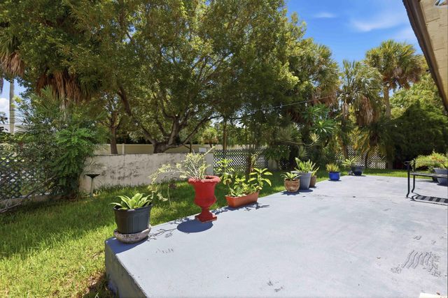20233 SW 85th Court, Cutler Bay, FL 33189