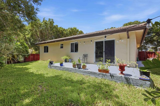 20233 SW 85th Court, Cutler Bay, FL 33189
