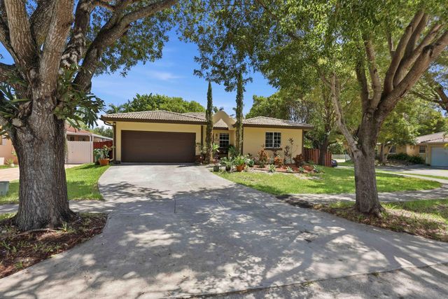 20233 SW 85th Court, Cutler Bay, FL 33189
