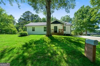 6 W Point Drive SE, Lindale, GA 30147