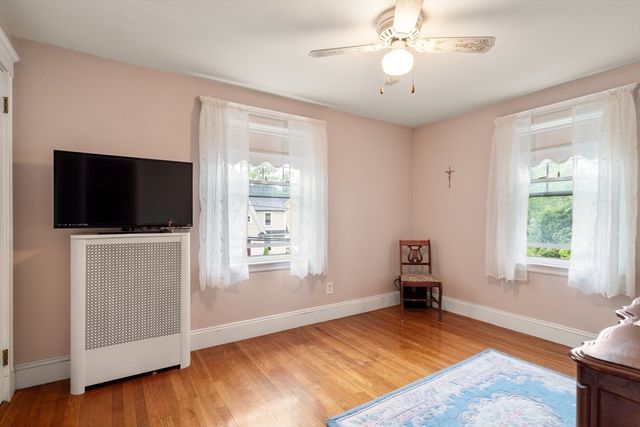 20 Rowe Street, Milton, MA 02186